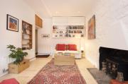 Chic 1-Bedroom Apartment in Edinburgh New Town