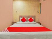Super Hotel D Plaza Near Pitampura Metro Station