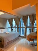 Cozy Modern- King Bed- City View