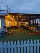 Modern 1BR Apartment