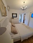 Holiday Home Little Heaven