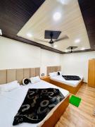 Mahamaya Guest House