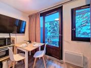 Studio moderne 17 m² · Balcon · 2 pers · WiFi gratuit - FR-1-344-1122