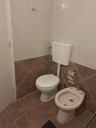 Excelente apartamento sobre la principal avenida