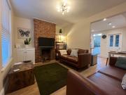 Riverside Cottage - City Centre