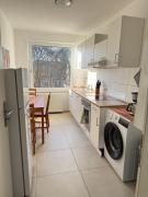 Simple bright 3-room apartment with balcony