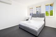 Top Schofields
