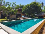 Villa Pesisi - 3 bdrs - beach walking distance