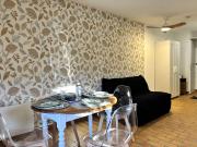 HYE352G-A15 Hyères - GIENS Beau 2 pièces avec jardinet 4 pers piscine