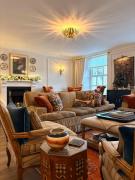 Boutique High Street Apartment In Crickhowell