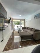 Tamarin APT 2 wPool- 4 min from Beach