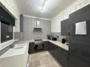 Stoke Work Stay - Contractors and Families - Sleeps 6