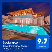 Villa Dedalos - Spacious luxury Villa with heated pool in Puerto Calero