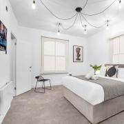 Central Wolverhampton 3-Bed Townhouse - Gated & Secure - Bedroom TV 1CO