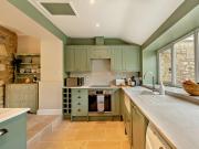 Top Burton Bradstock