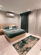 Aurora Pyramids Hotel