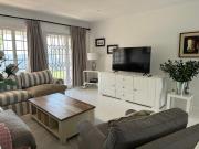 Sunningdale Pet Friendly Holiday Home