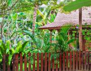 Ubud Auroville bright wooden home with kitchen