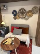 The Train Home Hanoi - Railway View OldQuarter Studio