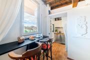 Scala Top Apartment in Trastevere Scala Top Apartment in Trastevere