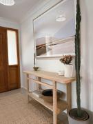 Lonny Coastal Escape