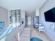 Title Ledgendary 7th Floor