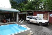 Airport A4 Transit Hub - Eco Chalets - FREE Airport Pick Up & 24HRS