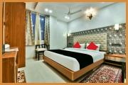 Hotel The Ayushshman Palace Inn Near Vishwanath Temple - Parking -Free Wi-fi and Restaurant Facilities - Fully Air conditioning Room- A Top Rated Hotel In Varanasi