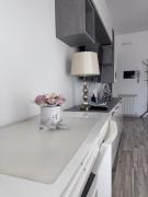 Balcan Home- Roma Metro B