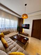 Cozy & Chill à 30min terrain de foot Netflix, AC pool & beach 2 min,