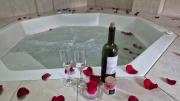 Premium Accommodation - Private Jacuzzi