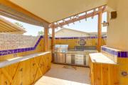 Mtn-View Casita with Rooftop Deck and Patio in Yuma!