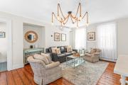 Coates Townhome 3BR Historic Home Near Mystic Seaport