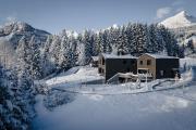 Modernes Architektur-Chalet mit Alpenpanorama