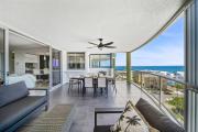 The Pinnacles - Ocean & Mountain Views in Caloundra