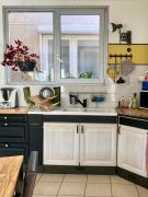 Top Valence Top Valence