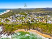 Caba Crest - Beachfront Villa