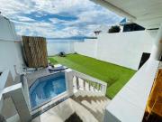 Oceanfront Scuba Villa