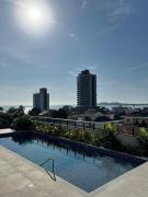 Vista Mar • Piscina & Jacuzzi • Cond. Completo