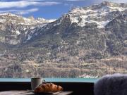 Breathtaking Lake & Mountain View Apartment 2