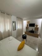 Frontière de Monaco - Joli deux pièces - FD