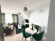 Central 2BR Home with Parking near Ferry