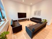 Riesiges City Loft - Billiard, Dart und 85 Zoll TV