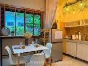 Hidden Gem - 5 min Beach, Soft Mattress, Cozy Balcony, Work & Workout zones