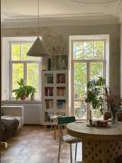 Authentic Old Town Apartment