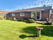 Angelas English Bungalow