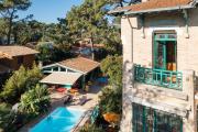VILLA LARGENTINE - for 13 people - heated swimming pool sauna and jacuzzi