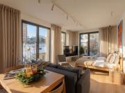 Turnkey I Henrys Tower Apartments