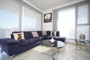 Larnaca Salt Lake Gem, Airy 2 BDRM Apartment