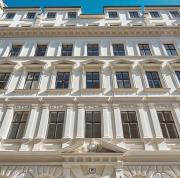 Brand NEW Premium City Apartment in Prime Location